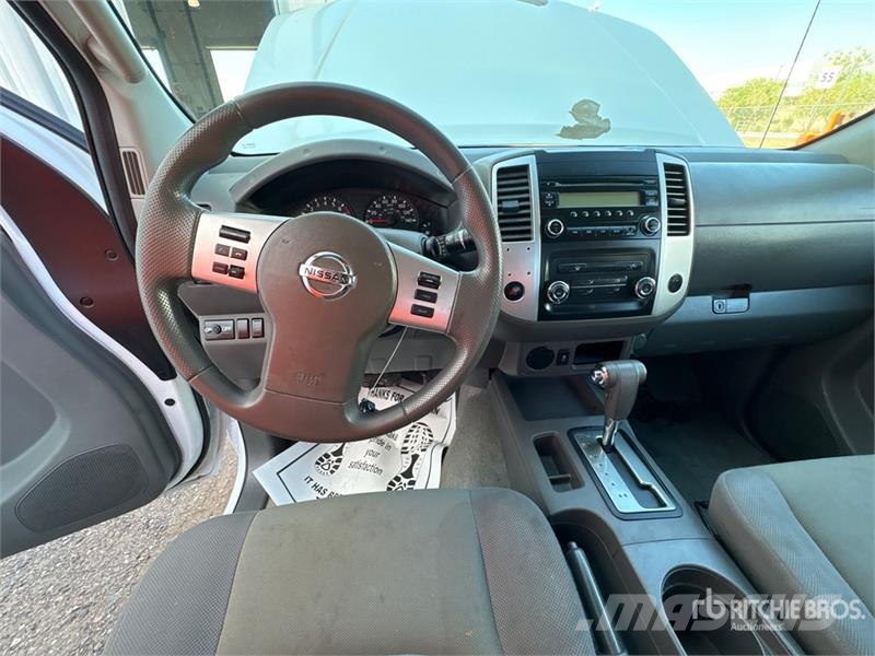Nissan Frontier 4x2 Extended Cab Pickup Drugi