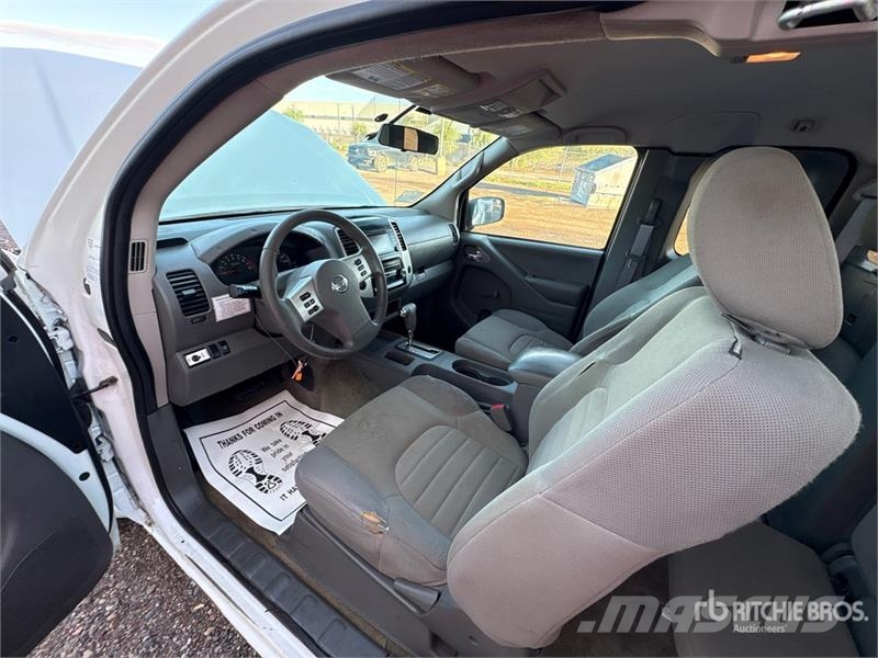 Nissan Frontier 4x2 Extended Cab Pickup Anders