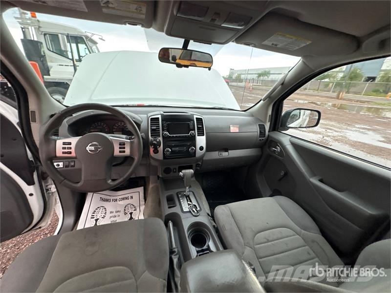 Nissan Frontier 4x2 Extended Cab Pickup Anders