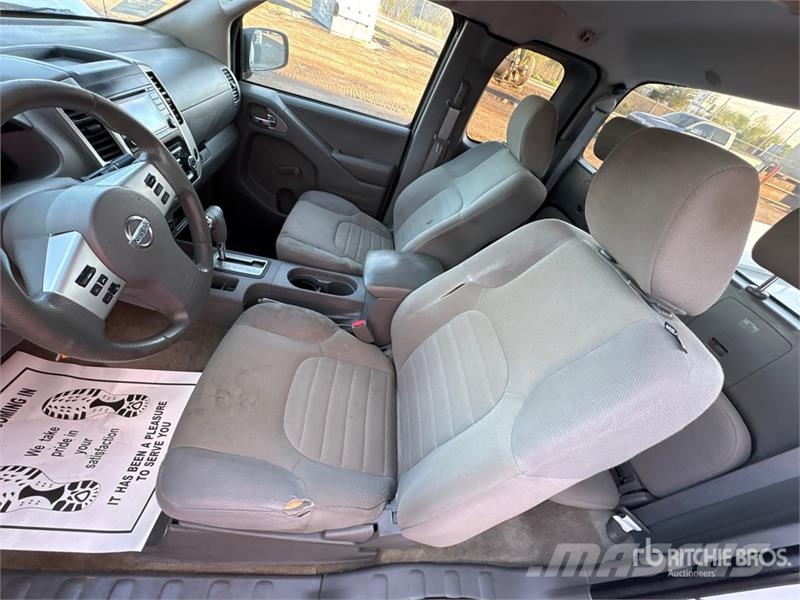 Nissan Frontier 4x2 Extended Cab Pickup Anders