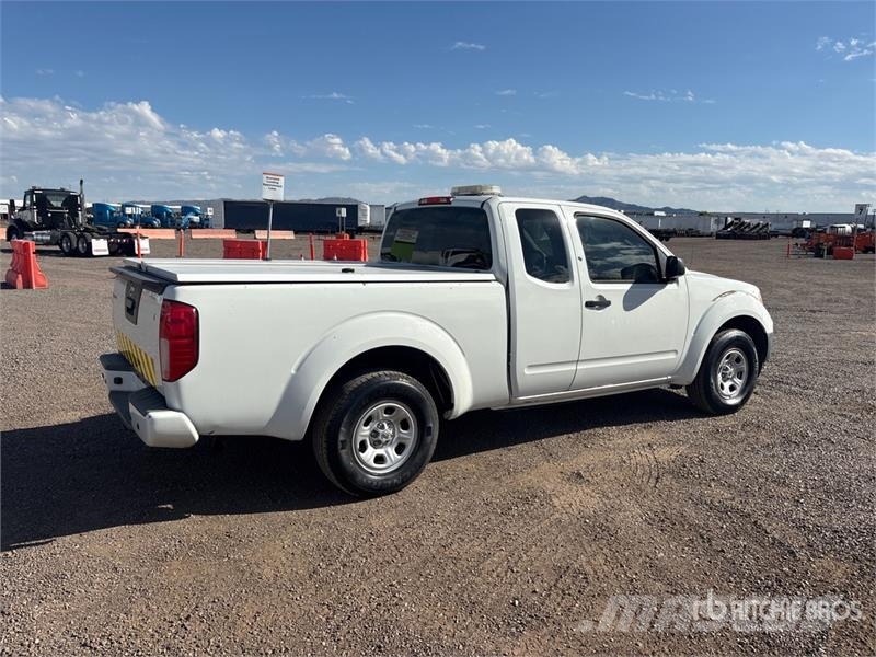 Nissan Frontier 4x2 Extended Cab Pickup Andre