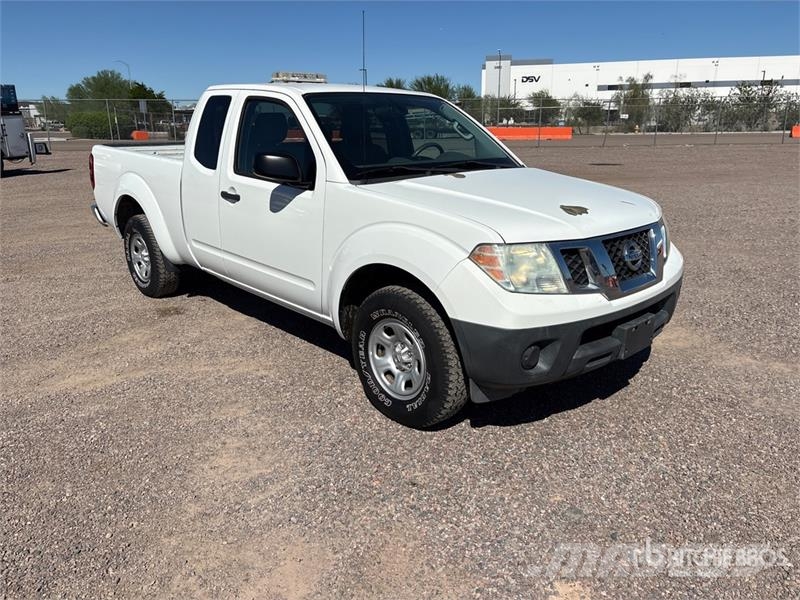 Nissan Frontier 4x2 Extended Cab Pickup Drugi