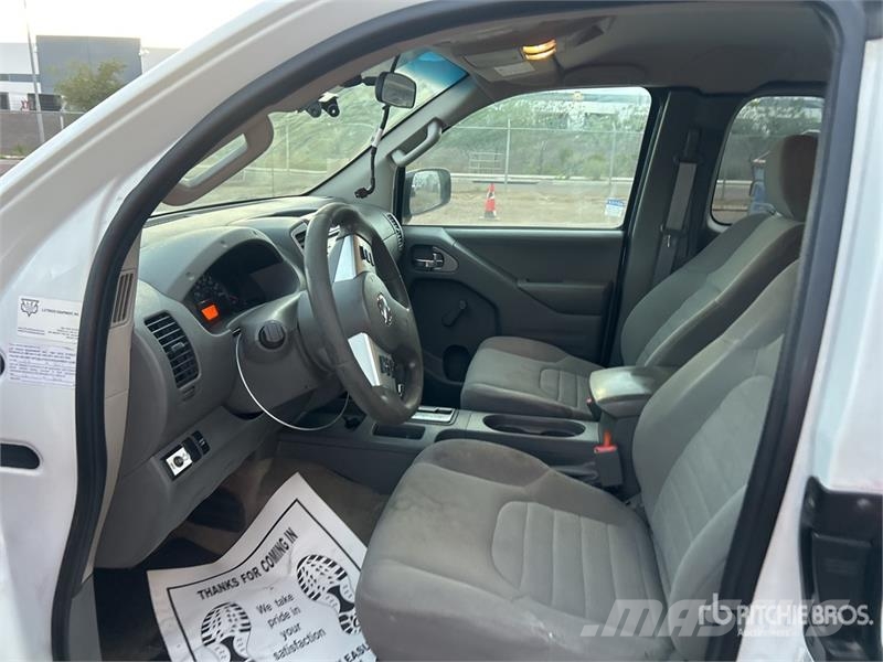 Nissan Frontier 4x2 Extended Cab Pickup Ostalo