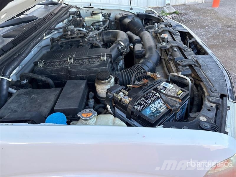 Nissan Frontier 4x2 Extended Cab Pickup Drugi
