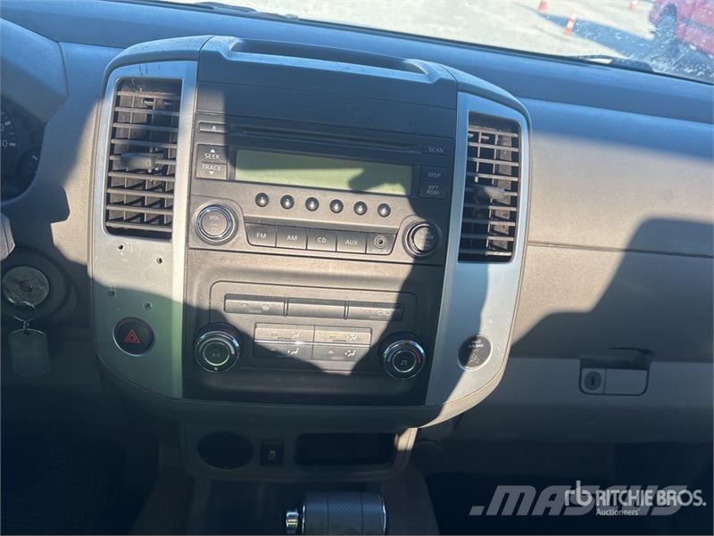 Nissan Frontier 4x2 Extended Cab Pickup Други