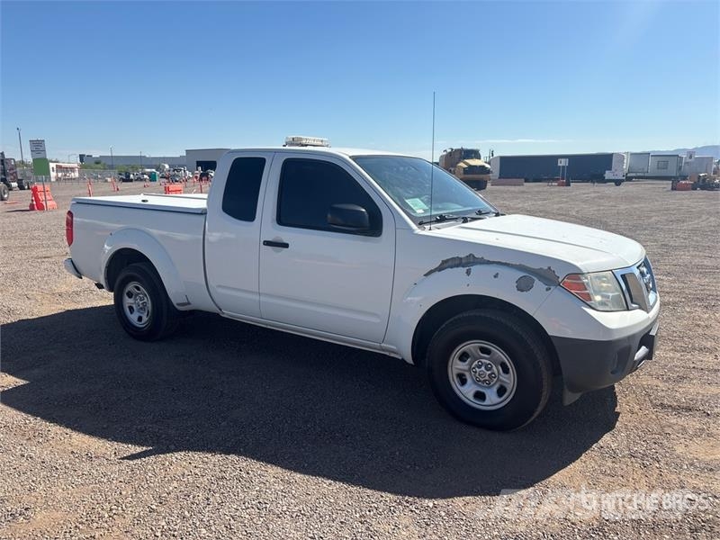 Nissan Frontier 4x2 Extended Cab Pickup Andre