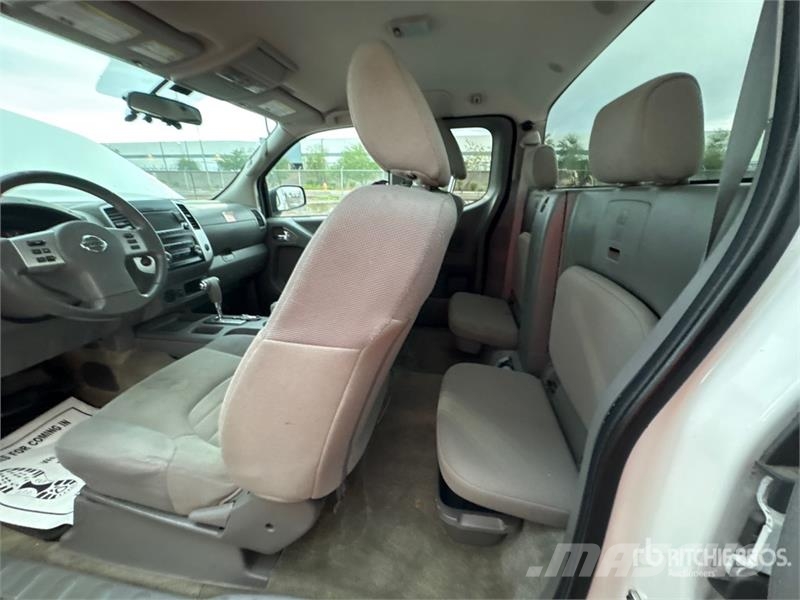 Nissan Frontier 4x2 Extended Cab Pickup Anders