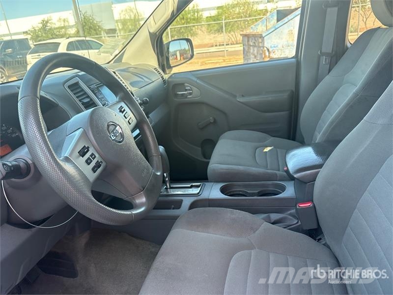 Nissan Frontier 4x2 Extended Cab Pickup Andre