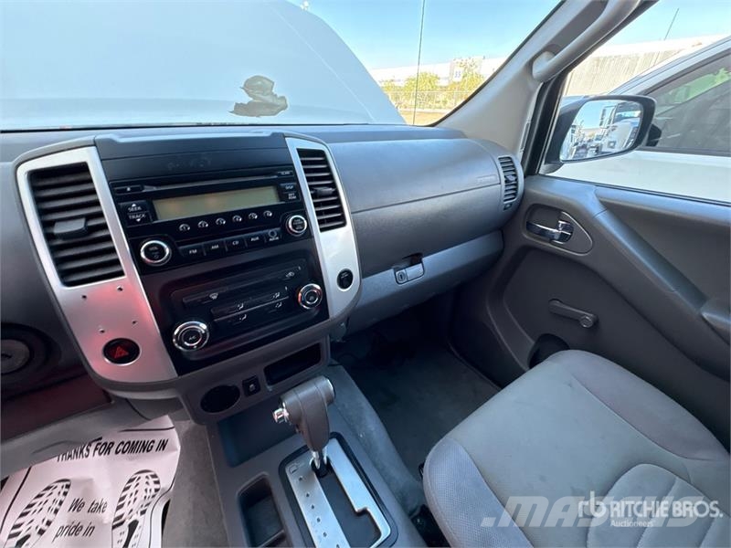 Nissan Frontier 4x2 Extended Cab Pickup Drugi