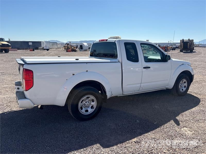 Nissan Frontier 4x2 Extended Cab Pickup Andre