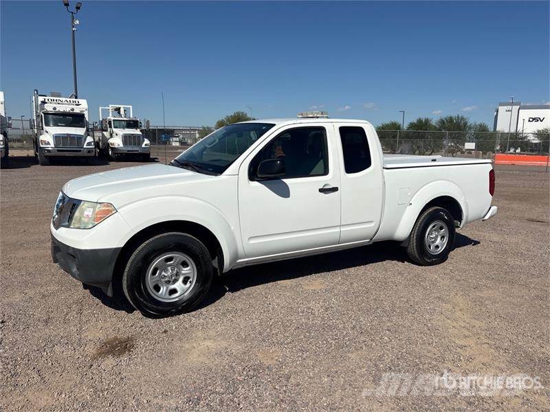 Nissan Frontier 4x2 Extended Cab Pickup Andre
