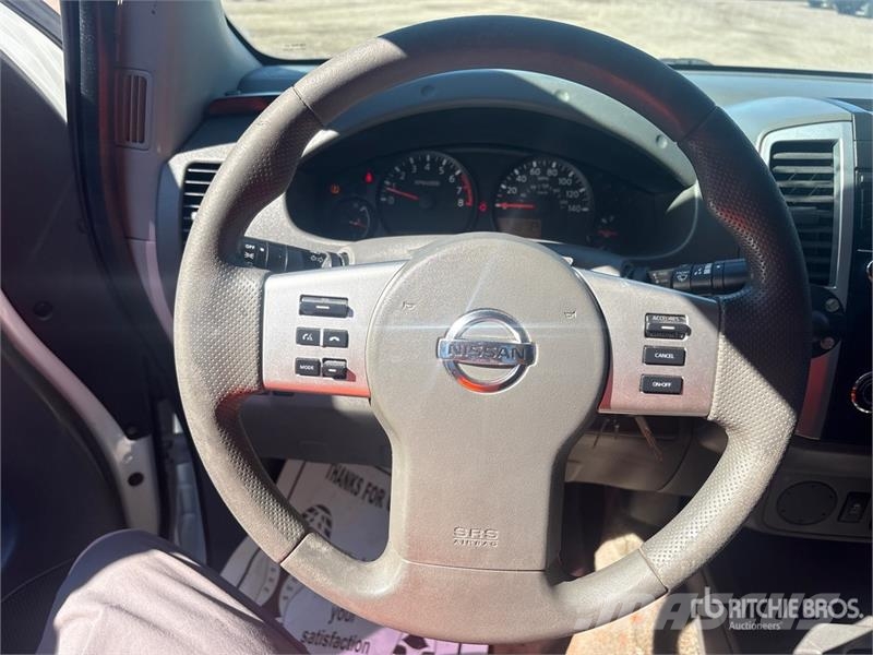 Nissan Frontier 4x2 Extended Cab Pickup Andre