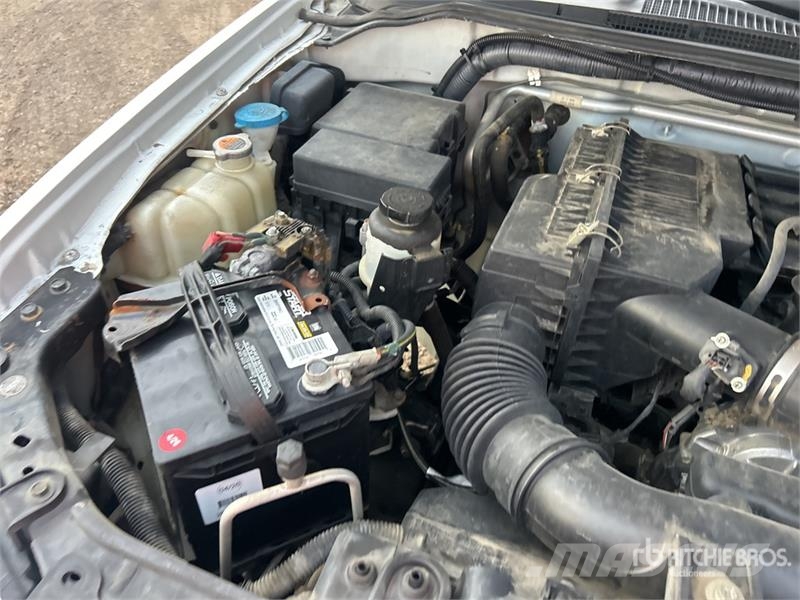 Nissan Frontier 4x2 Extended Cab Pickup Ostalo