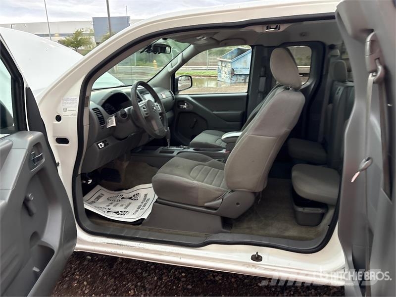 Nissan Frontier 4x2 Extended Cab Pickup Anders