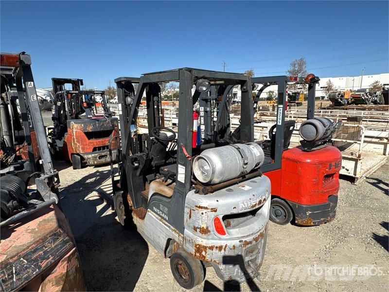 Nissan Pneumatic Tire Forklift Viljuškari - ostalo