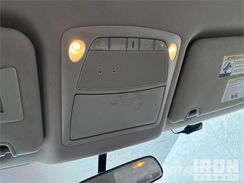 Nissan Rogue AWD SUV Avtomobili