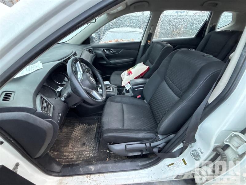 Nissan Rogue AWD SUV Avtomobili