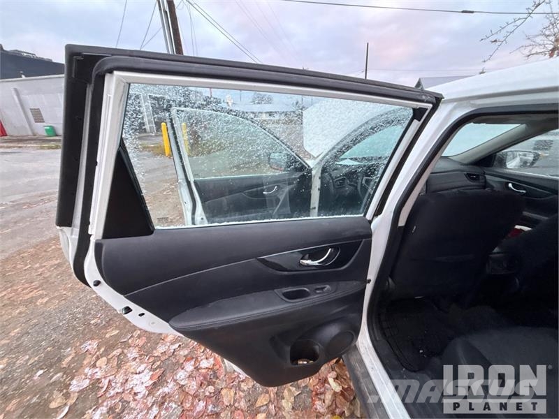 Nissan Rogue AWD SUV Avtomobili