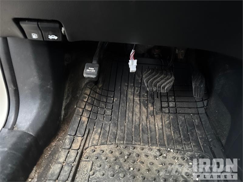 Nissan Rogue AWD SUV Avtomobili