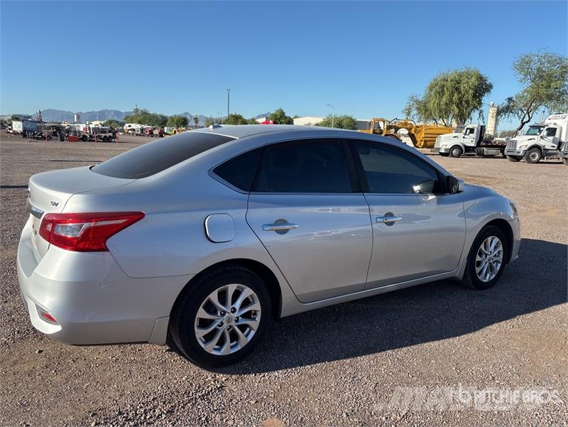 Nissan Sentra Automobile PKWs