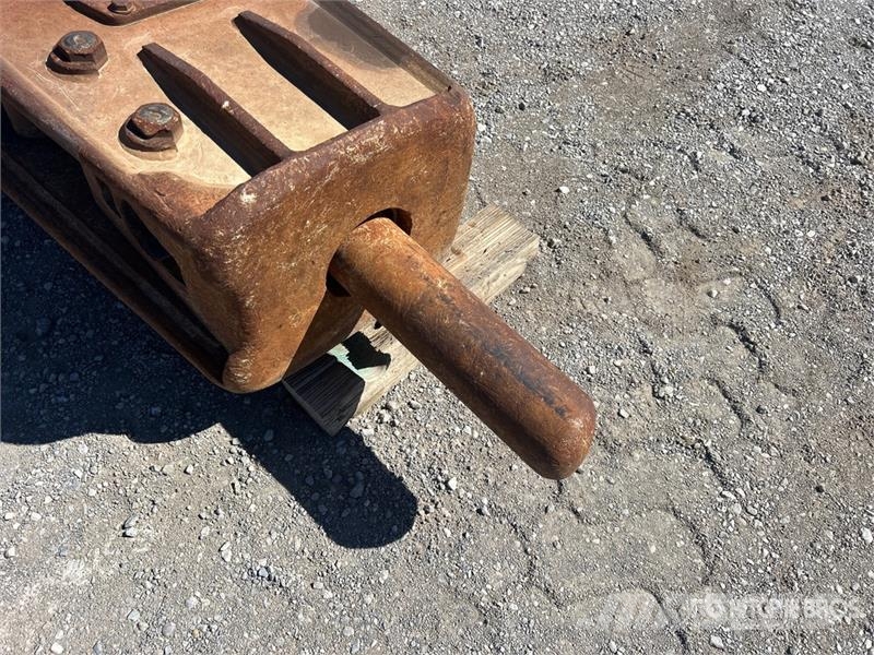 NPK GH-9 Hydraulic Breaker Martelos / Rompedores