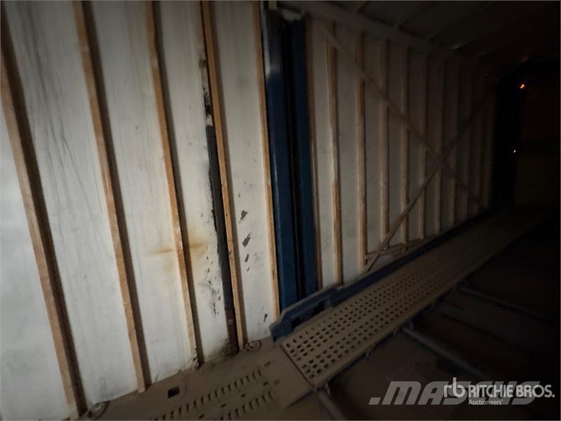 Nu Van T/A 3 Car Enclosed Car Carrier Trailer Autotreileri