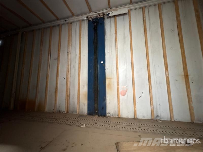 Nu Van T/A 3 Car Enclosed Car Carrier Trailer Autotreileri