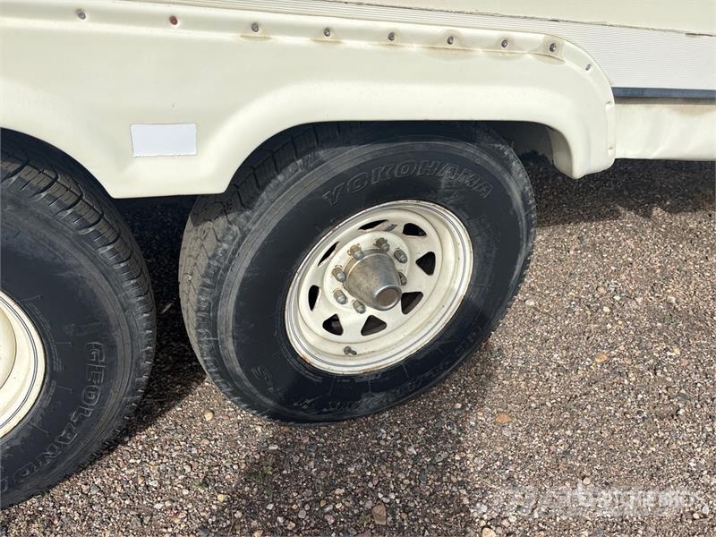 NUWA Hitchhiker II 32 ft T/A Travel Trailer Druge prikolice