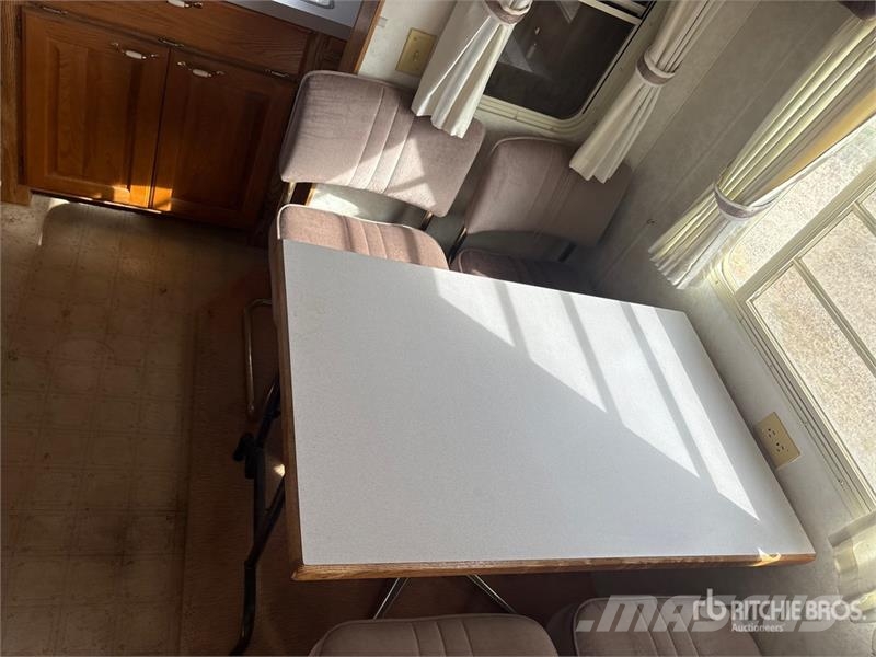 NUWA Hitchhiker II 32 ft T/A Travel Trailer Druge prikolice