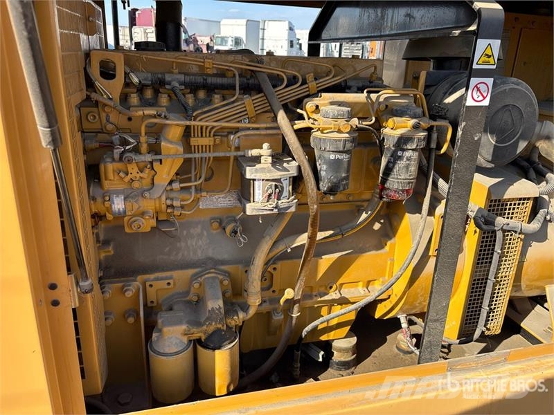 Olympian D100P2S 100 kW Skid-Mounted Generator Set Generadores diésel