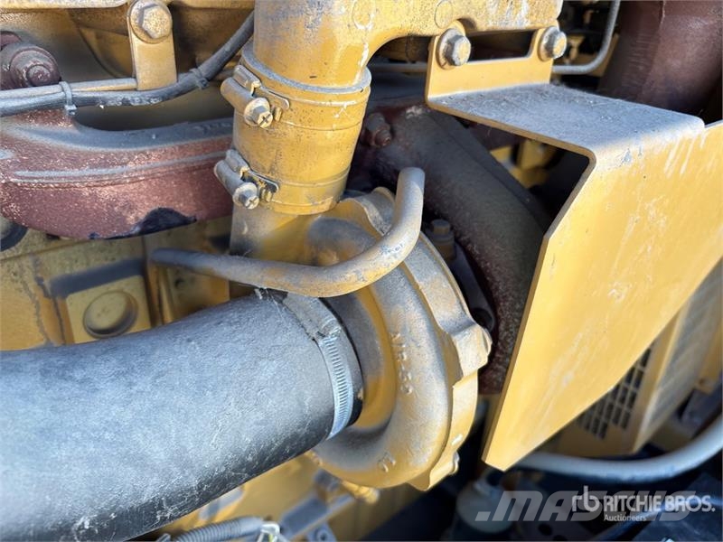 Olympian D100P2S 100 kW Skid-Mounted Generator Set Generadores diésel