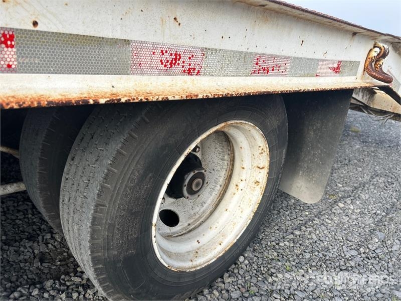 OLYMPIC 20 ton 25 ft T/A Equipment Trailer Remolques para transporte de vehículos