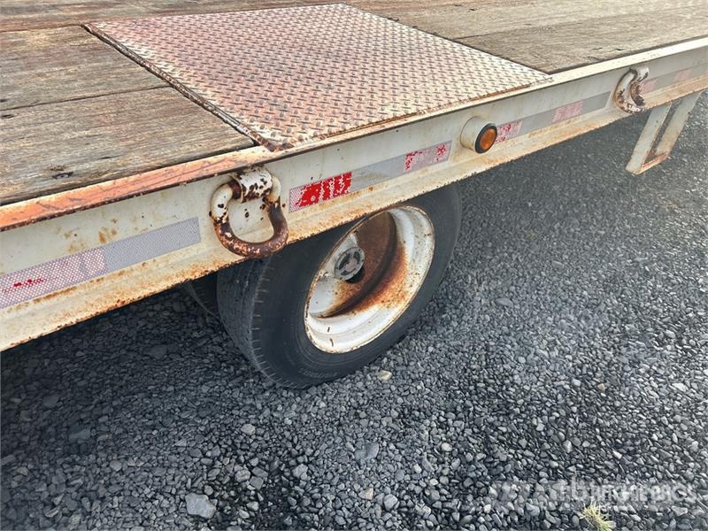 OLYMPIC 20 ton 25 ft T/A Equipment Trailer Remolques para transporte de vehículos