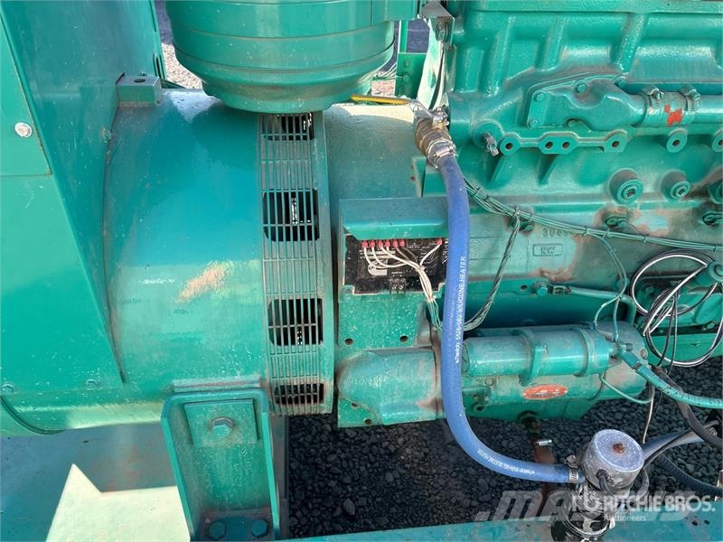 Onan 250 250 kW Skid-Mounted Generator Set Дизельні генератори