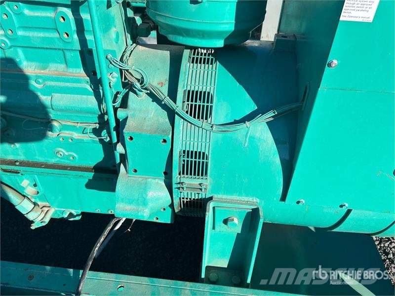 Onan 250 250 kW Skid-Mounted Generator Set Дизельні генератори