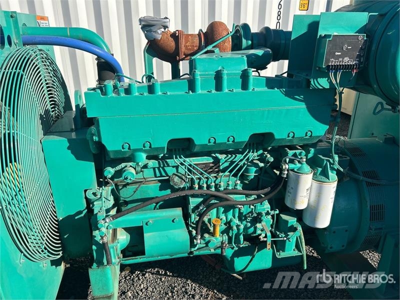 Onan 250 kW Skid-Mounted Generator Set Дизельні генератори
