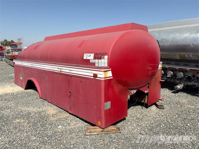 Openshaw 2200 Gallon Tanker Truck Body Κλειστού τύπου