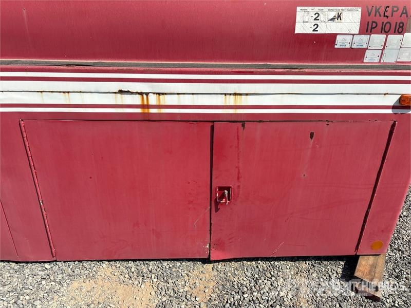 Openshaw 2200 Gallon Tanker Truck Body Κλειστού τύπου