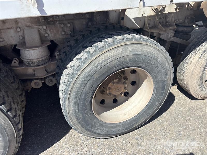 Oshkosh S-2146 Gruszki do betonu