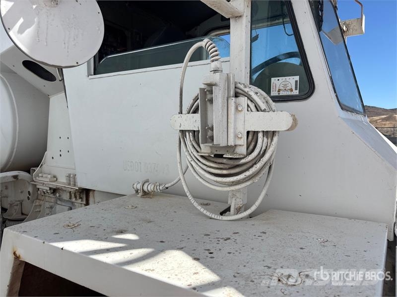 Oshkosh S-2146 Gruszki do betonu