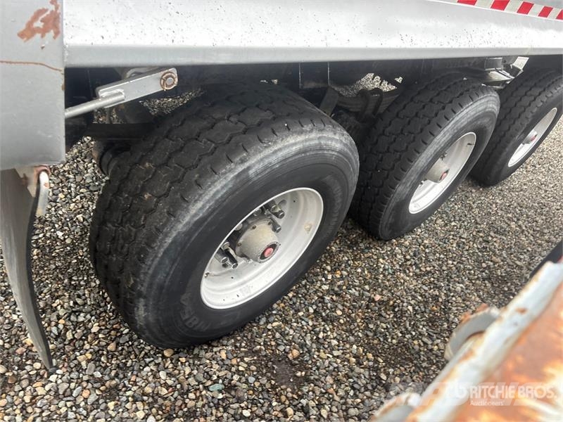 OSW 15 ft 6 in Tri/A Turntable Pup Dump Trailer Самоскиди