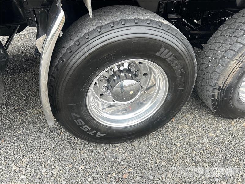 OSW 18 ft Quad/A Pup Dump Trailer Самоскиди