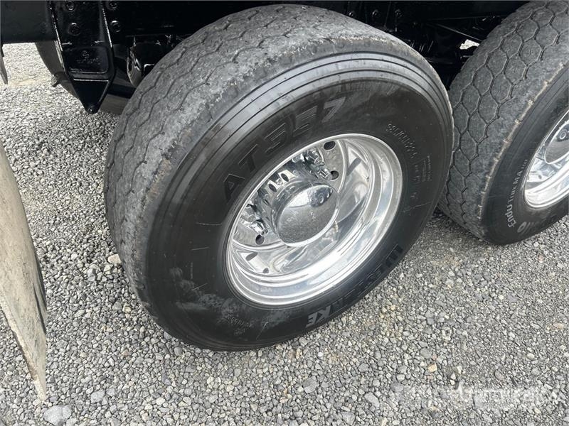 OSW 18 ft Quad/A Pup Dump Trailer Самоскиди