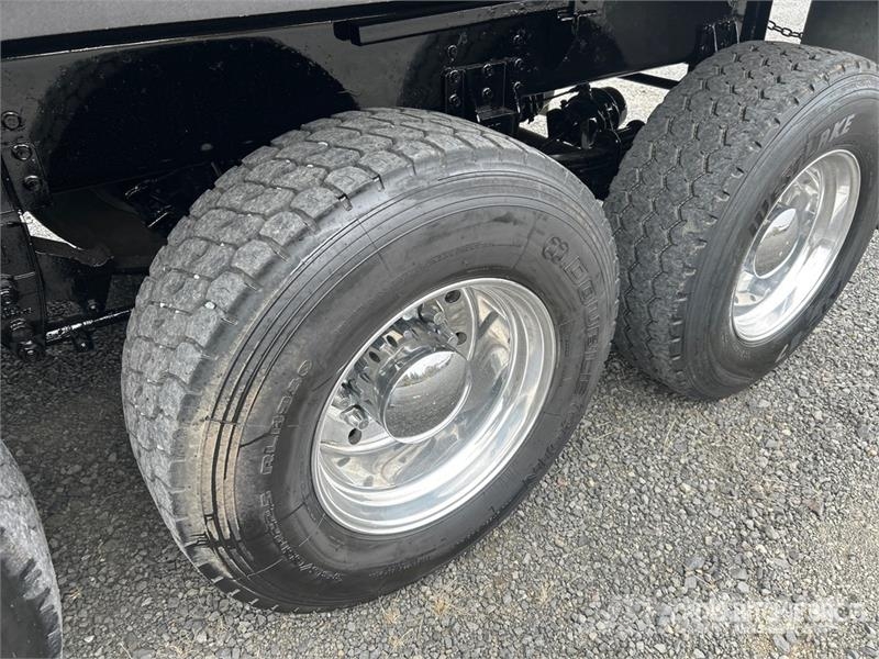 OSW 18 ft Quad/A Pup Dump Trailer Самоскиди
