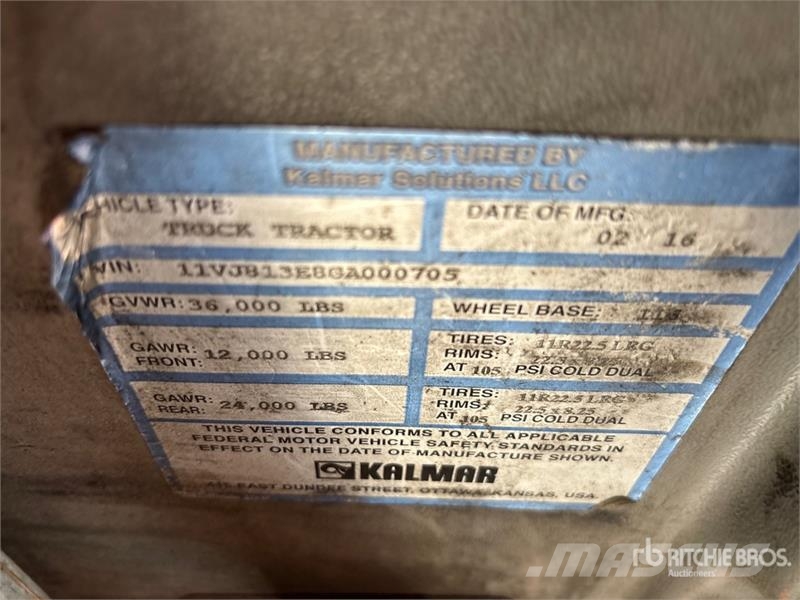 Ottawa Spotter Truck Терминальные тягачи