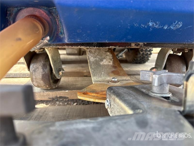 Pacific Walk-Behind Electric Floor Scrubber 其他拖車
