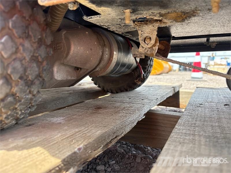 Pacific Walk-Behind Electric Floor Scrubber 其他拖車