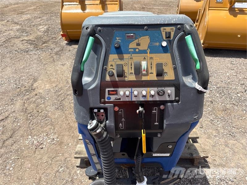 Pacific Walk-Behind Electric Floor Scrubber 其他拖車