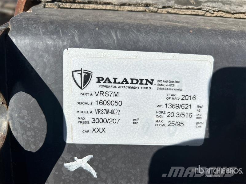 PALADIN 86 in Skid Steer Sweeper Щітки