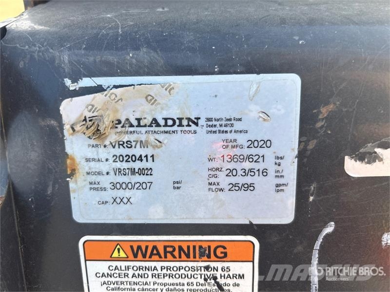 PALADIN 86 in Skid Steer Sweeper Щітки